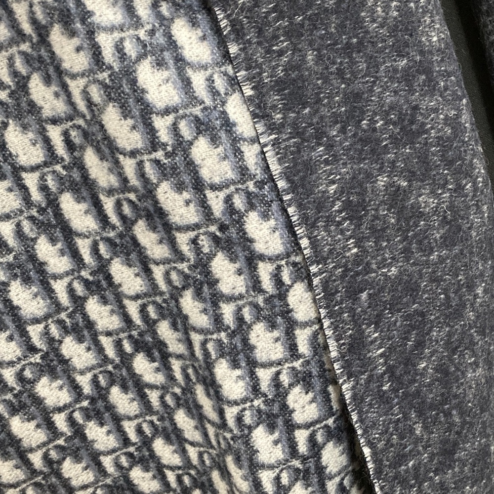 Dior Blue and Gray Scarf - Picture 2 of 5